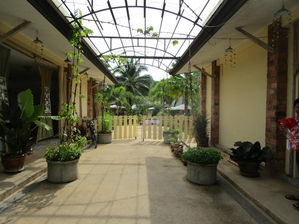 The Garden Khao Lak Villa Esterno foto